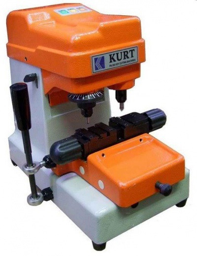 Станок для изготовления вертикальных ключей KURT PN200 (Турция)